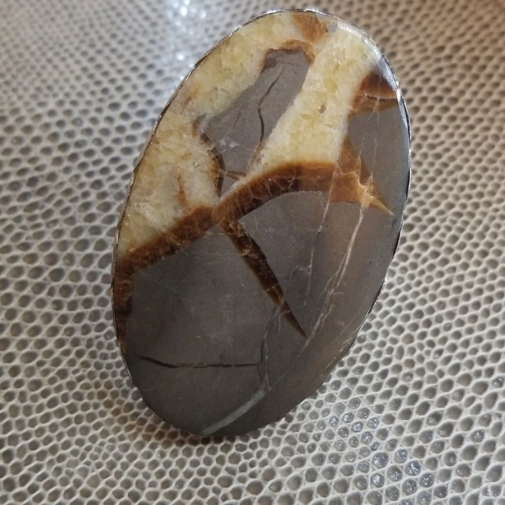 Septarian silver ring